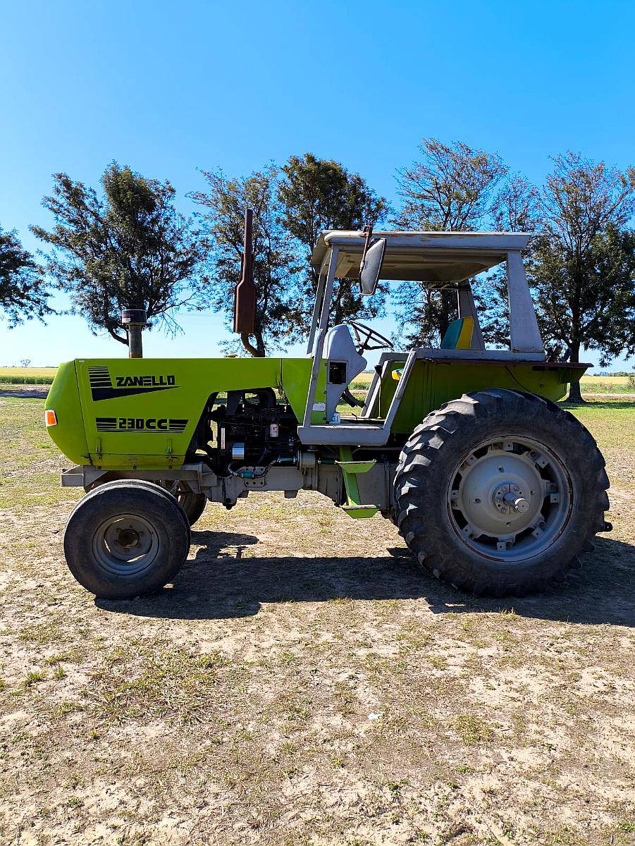 Tractor Zanello 230 C Motor Cummins
