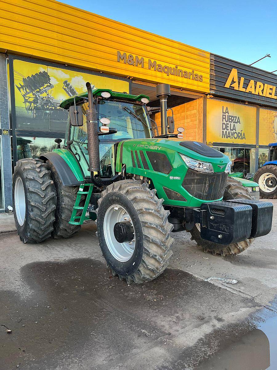 Tractor Chery CFJ 2204 Doble Traccion 220hp