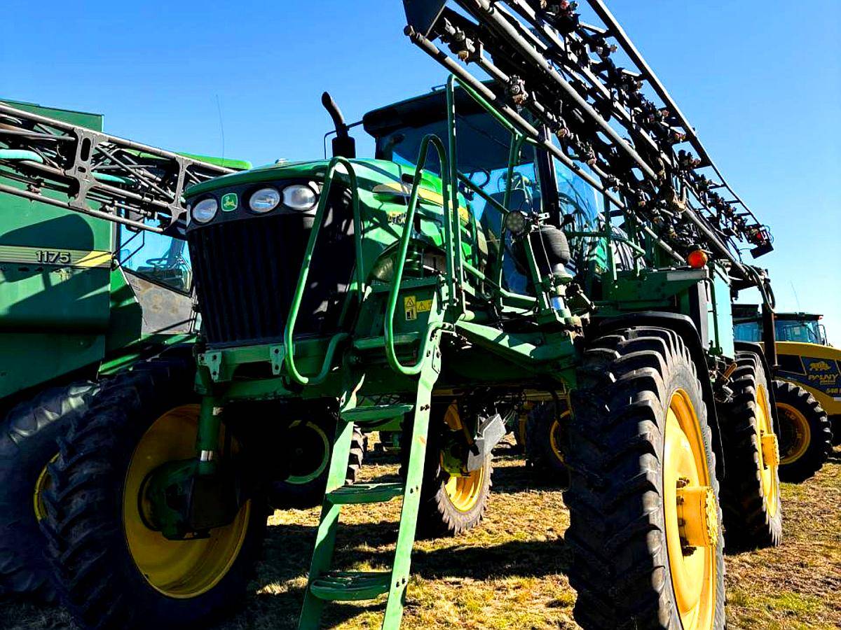 Pulverizadora John Deere 4730, año 2010