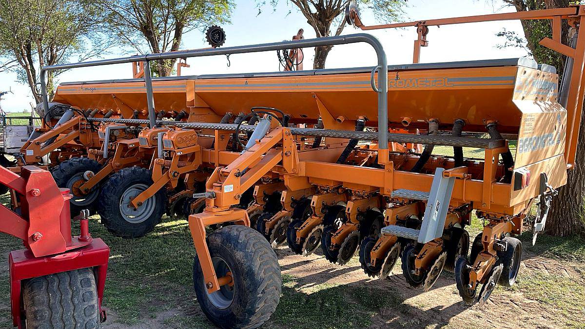 Sembradora Agrometal TX Mega 20 a 42, año 2002, Fertilizacio