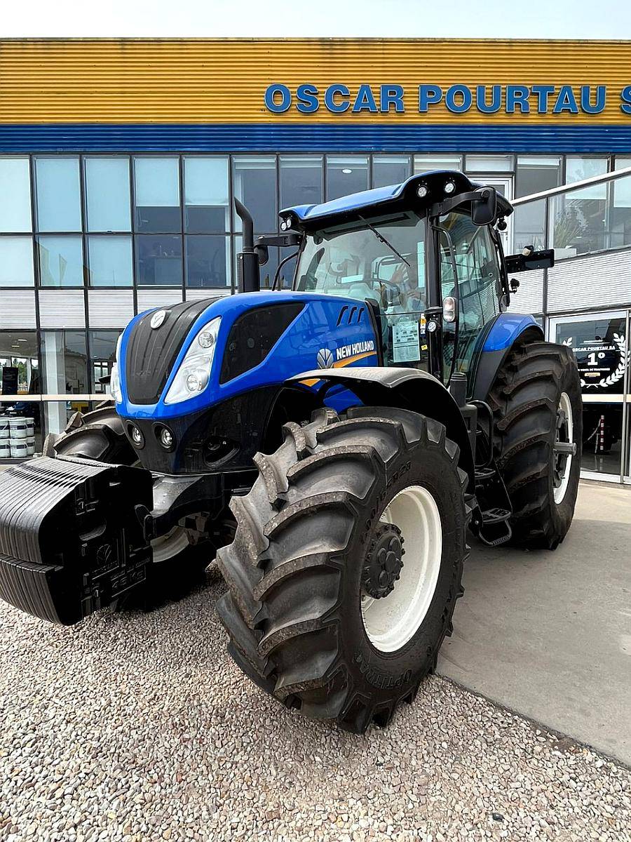 Tractor New Holland T7 260 Full Poweshift 235 HP Nuevo T7
