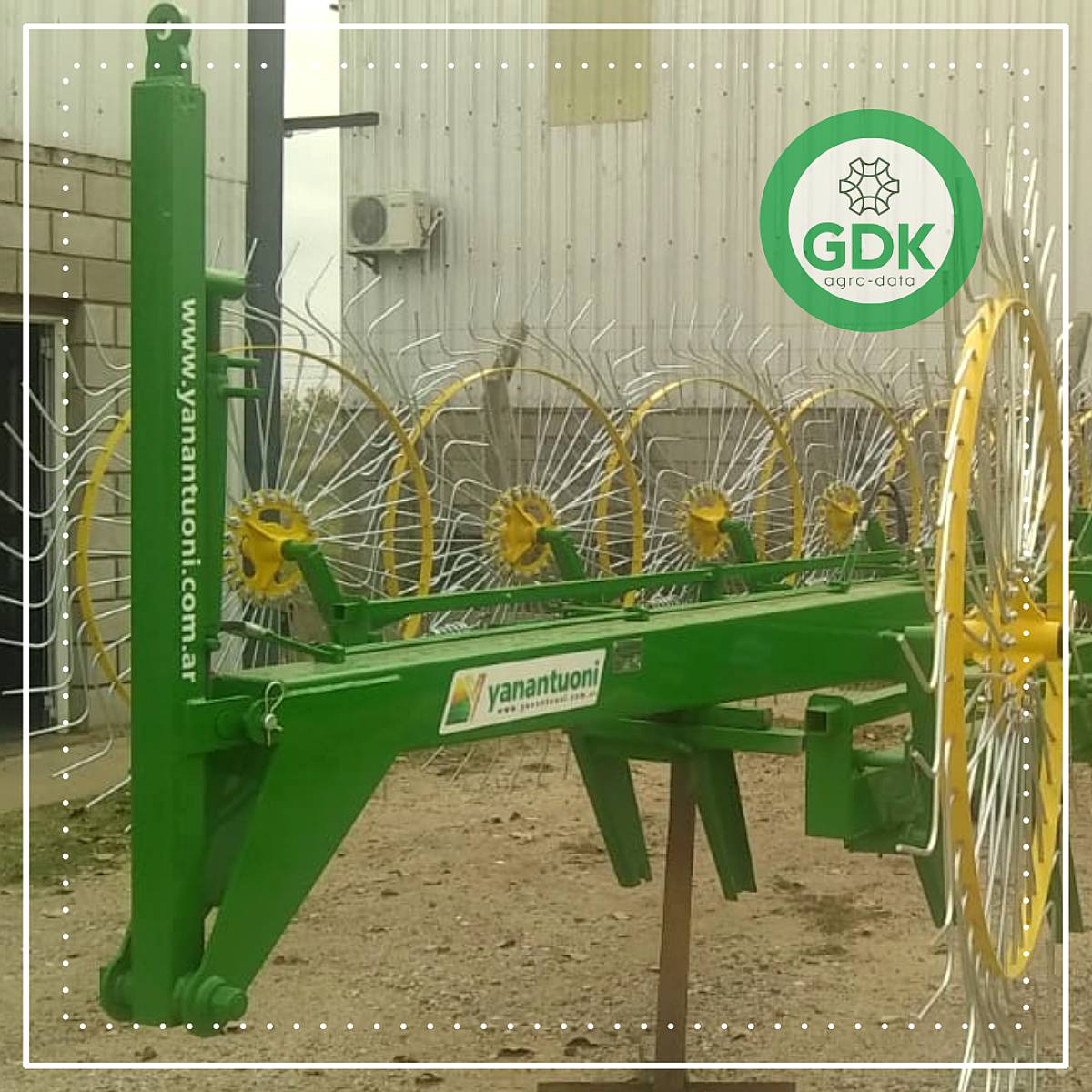 Rastrillo Lateral de 14 Estrellas - Mod. “rv-1100” Yanantuon