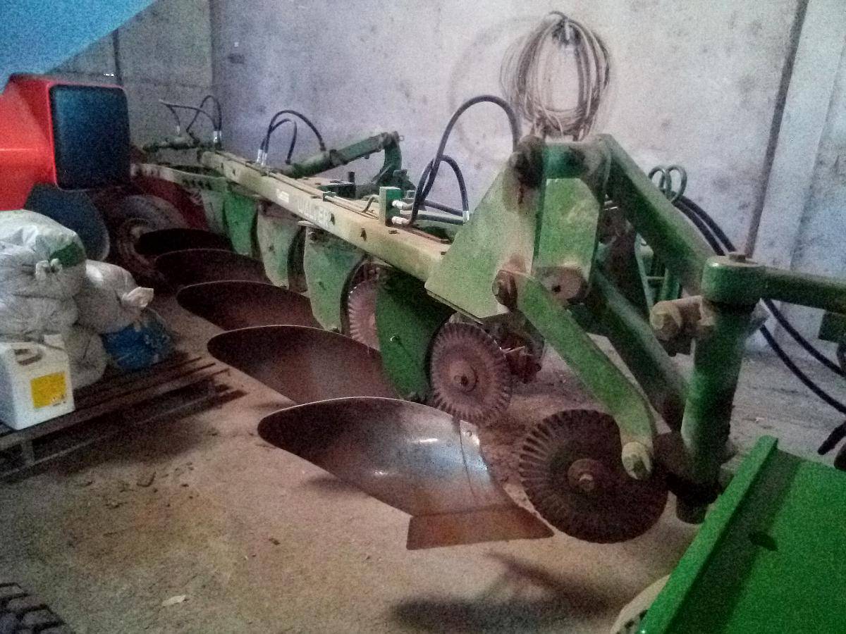 Arado Super Walter de 5 Rejas Año 1994 315.000 Agroads