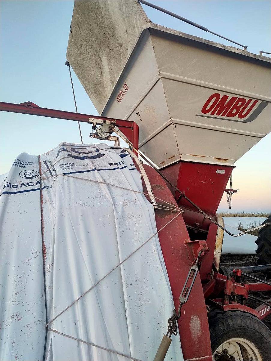 Embolsadora de Granos Secos Ombu de 9 Pies