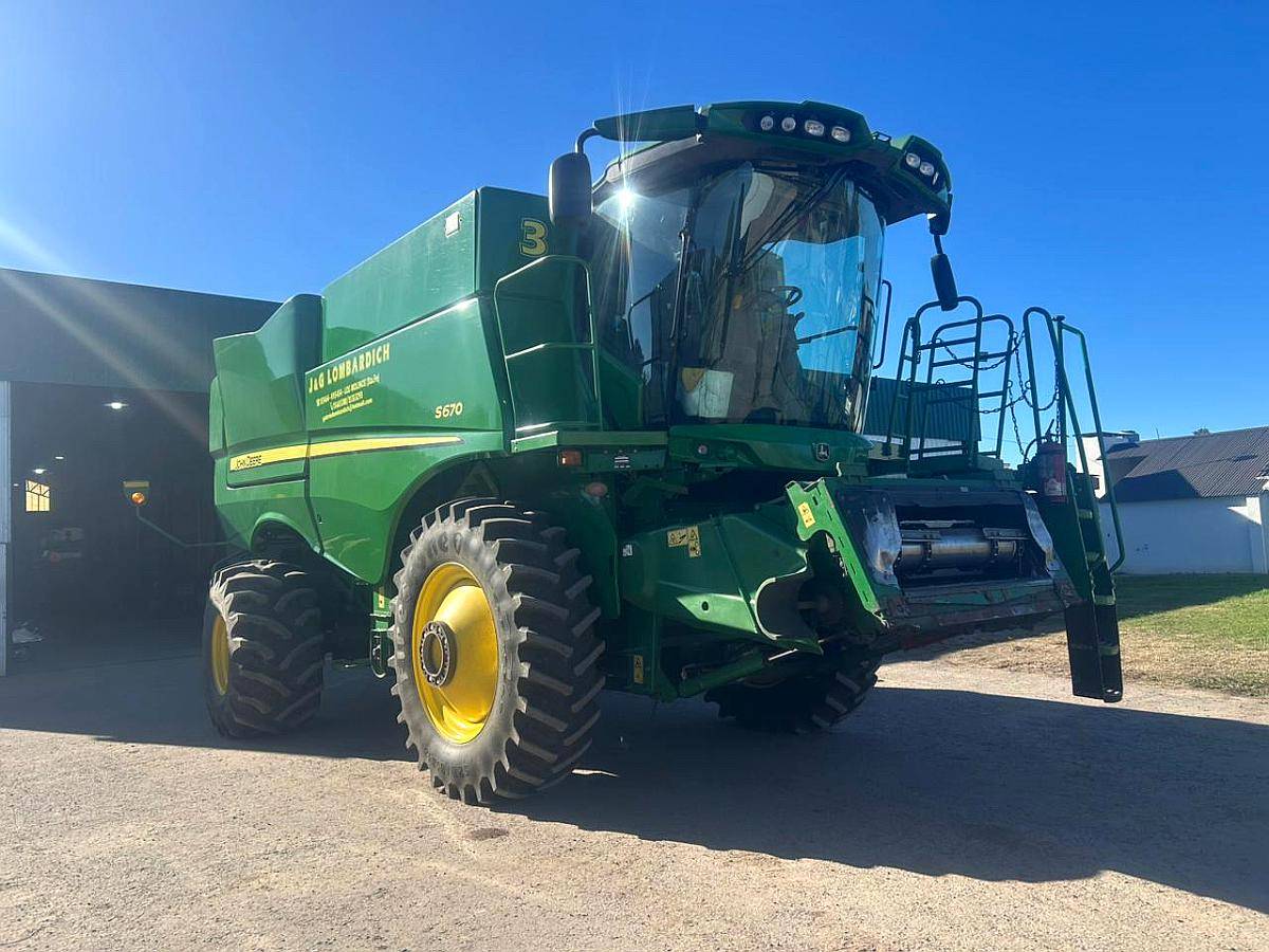 Cosechadora John Deere S670