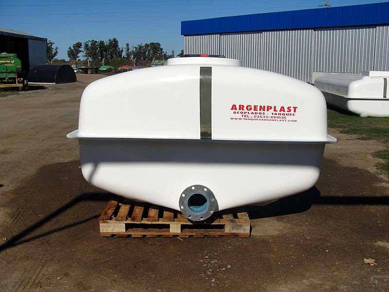 Tanque / Cisterna Prfv 8000 Litros Argenplast Agroads