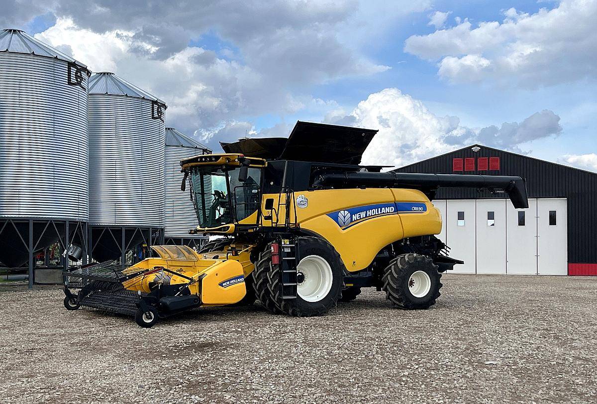 Cosechadora New Holland CR8.90