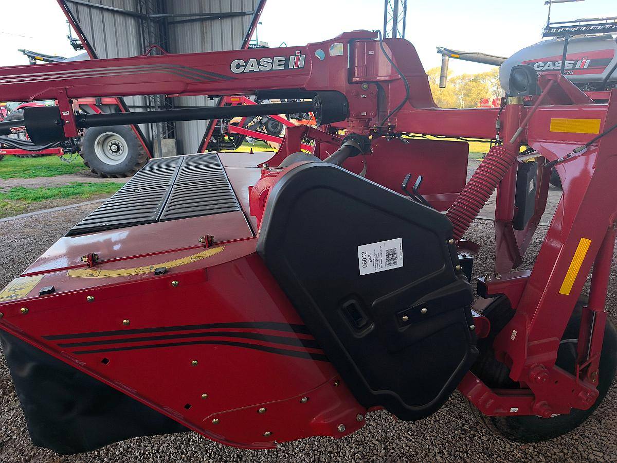 Segadora Case IH DC 135