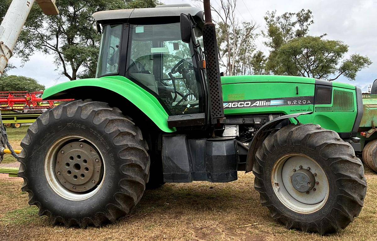 Tractor Agco Allis 6.220 220hp 2010 - 3.000hs REP - Piloto