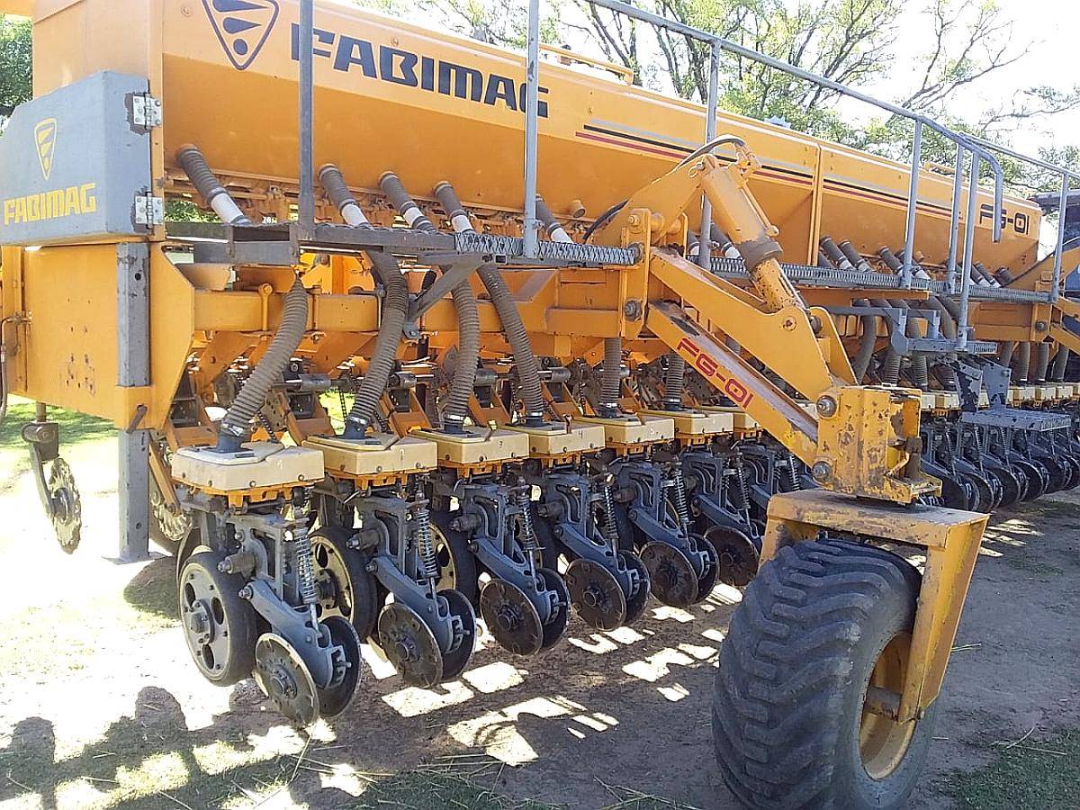 Sembradora Fabimag, 18 a 42, año 2005, Fertilizacion Simple,