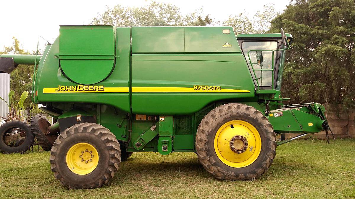 Cosechadora John Deere 9750 - 2004