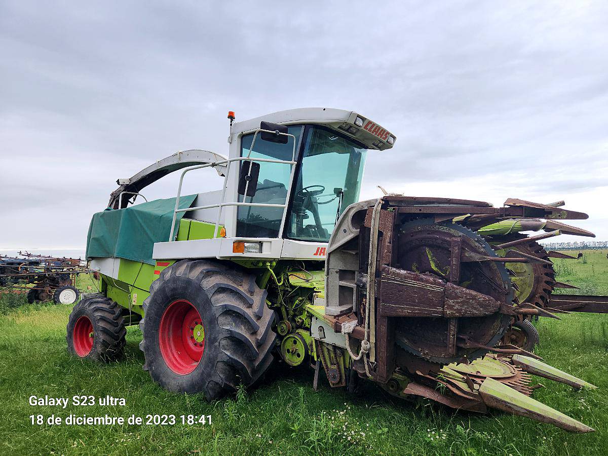 Picadora Claas 880 con Craker Financia 2 Años