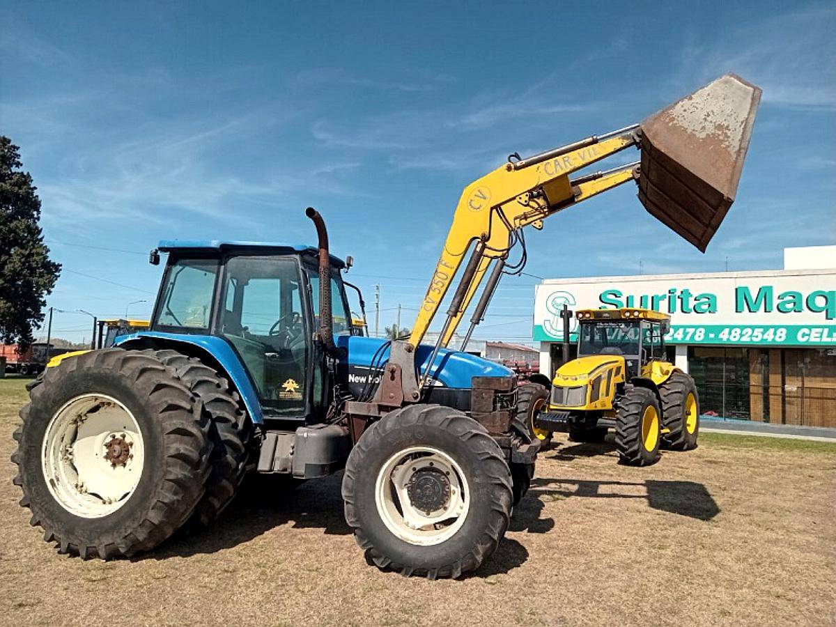 Tractor New Holland 165hp con Pala