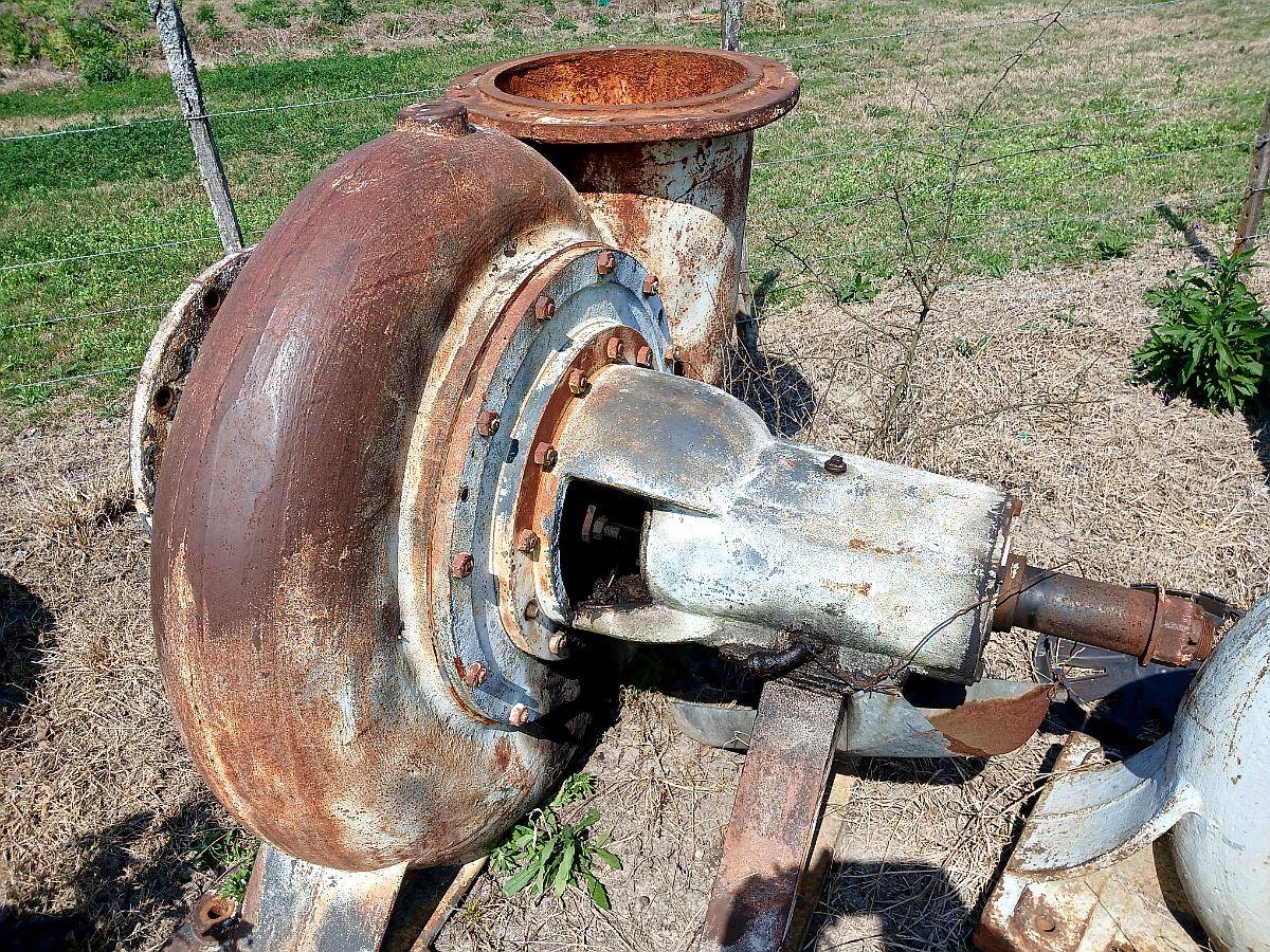 Bomba Centrifuga Marca Genovese 400mm muy Buen Estado