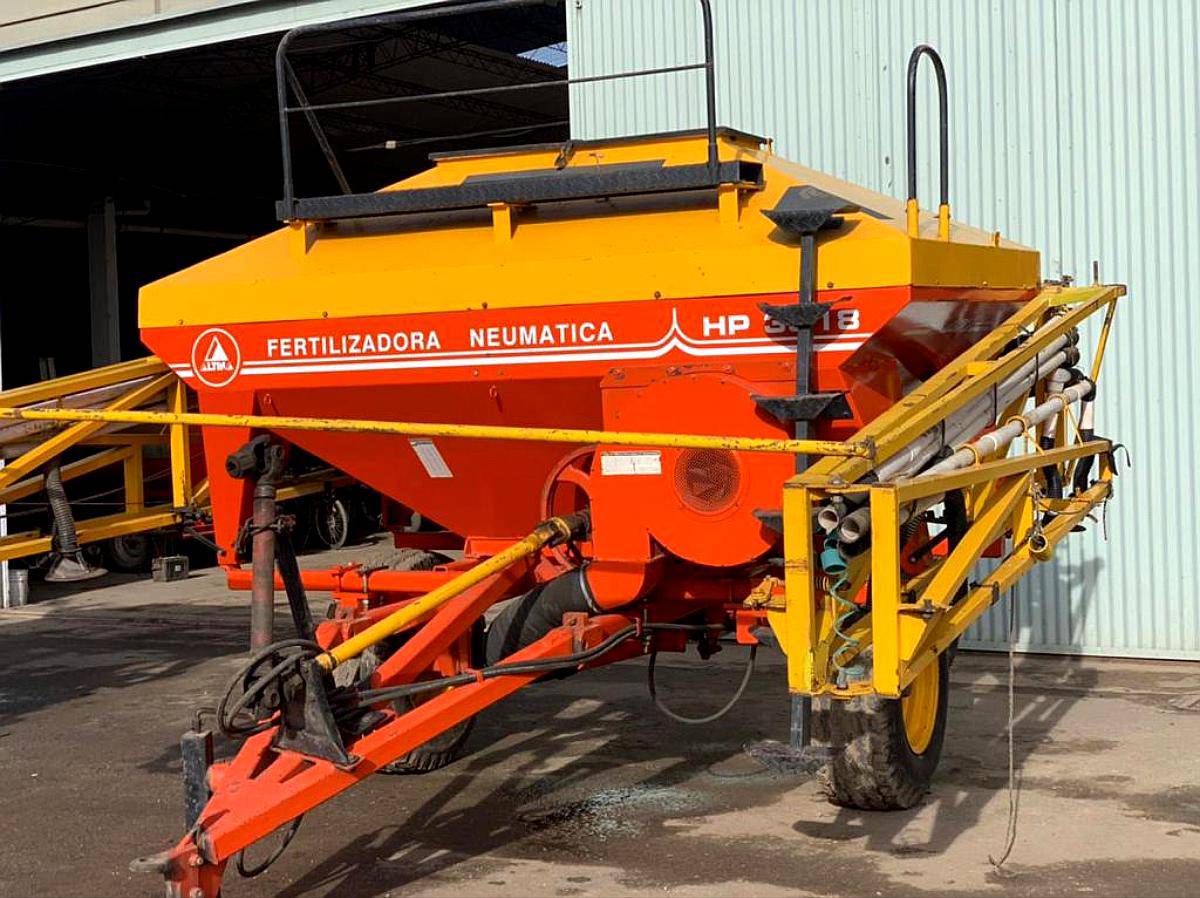 Fertilizadora Altina HP 3918