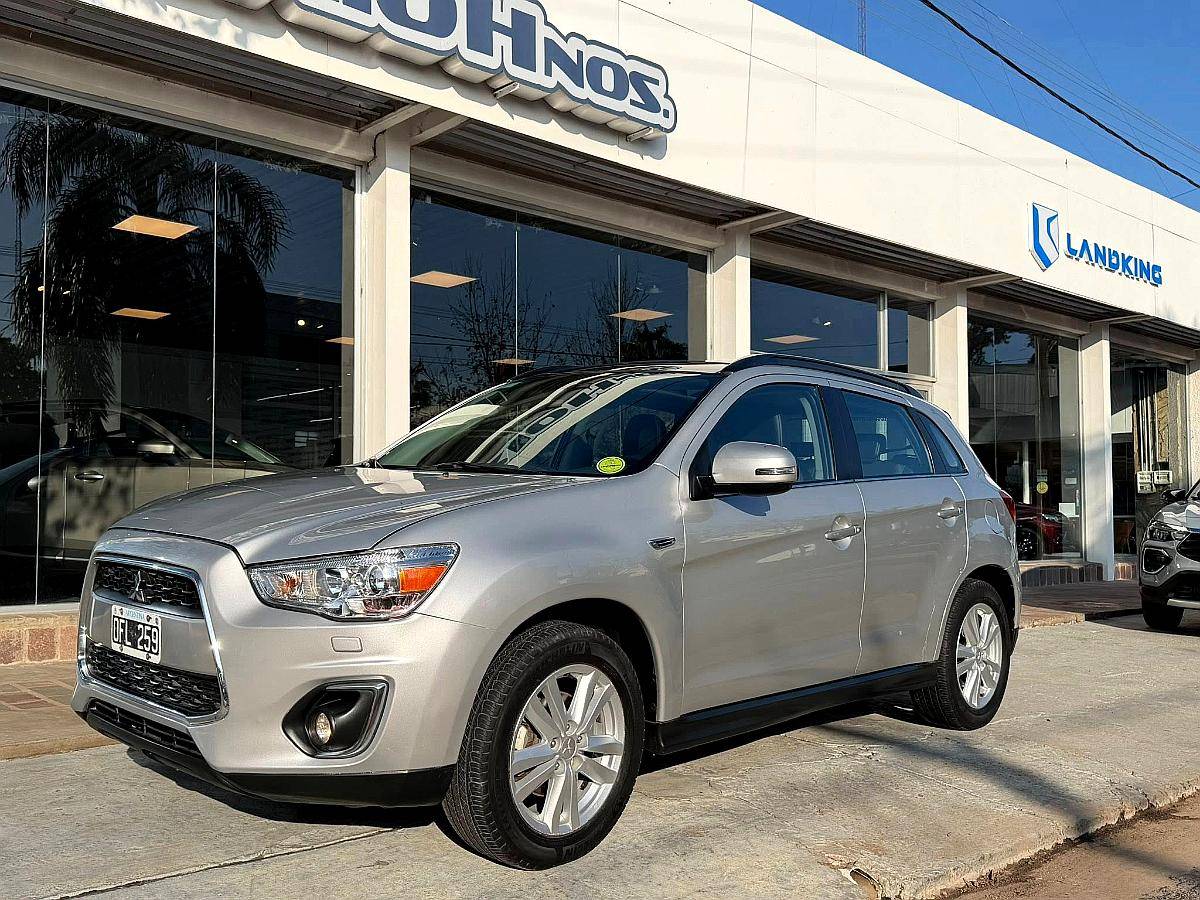 Mitsubishi Outlander Sport 2.0 Mivec Nafta A/T 4X4 AWD 2014
