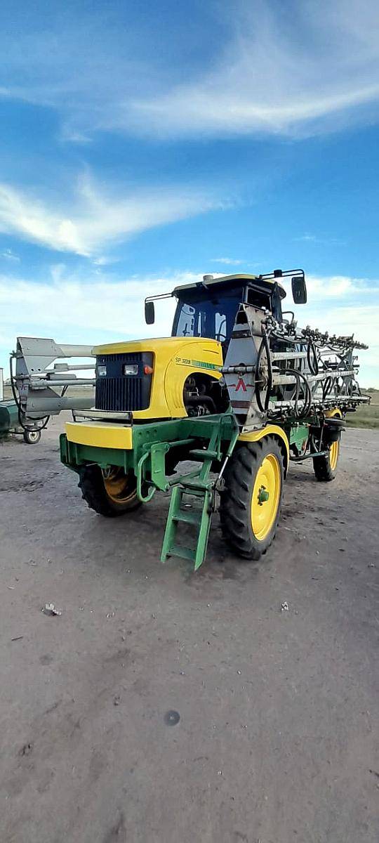 Pulverizadora Caiman SP 3228