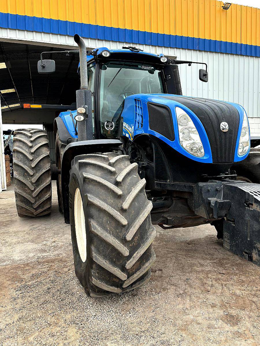 Tractor New Holland T8 320