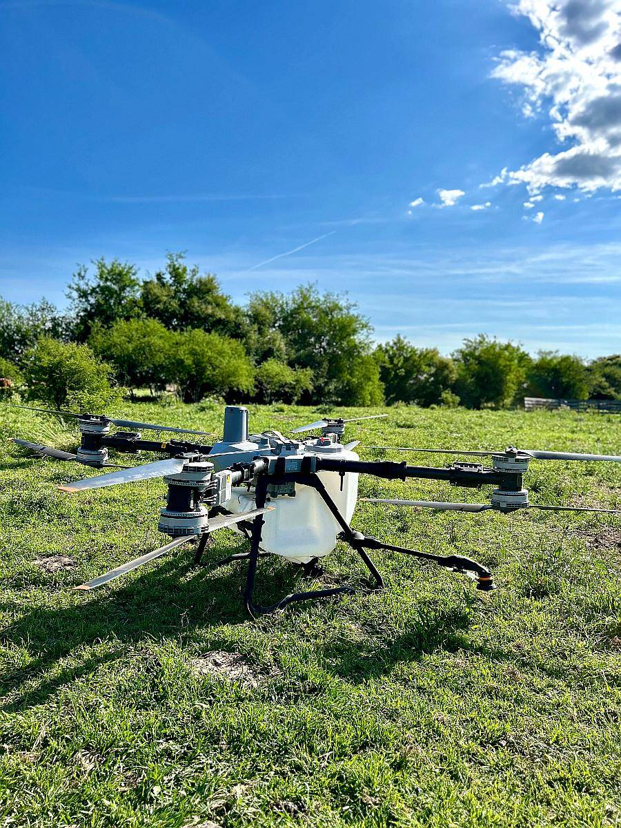 Fumigacion, Fertilizacion y Siembra con Drone Agricola T100