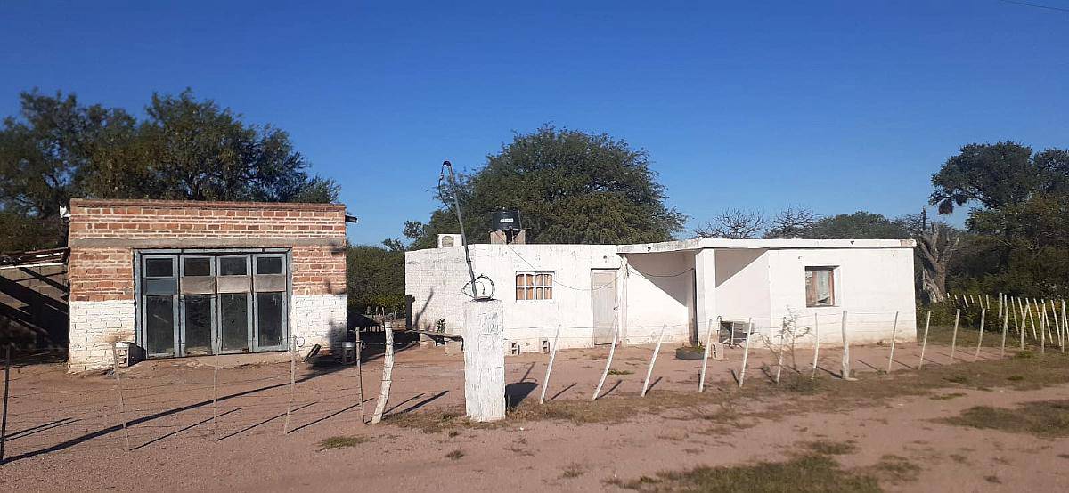 Venta de Campo en Cachi Yaco con Galpones