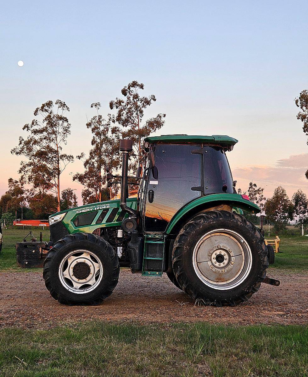 Tractor Chery RC1204 120hp
