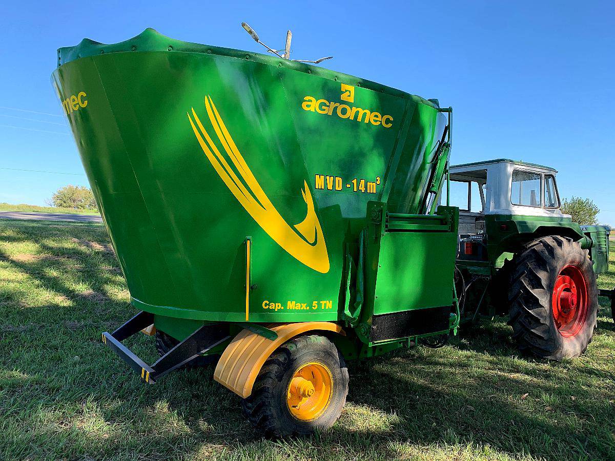 Mixers Vertical Agromec de 14 MT
