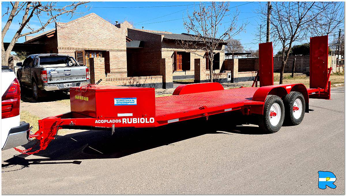Acoplado Trailer para Transporte de Maquinas 4 TN. de 6 Mts.