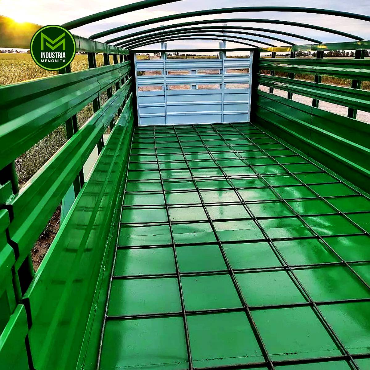 Acoplado Jaula para Ovinos y Porcinos