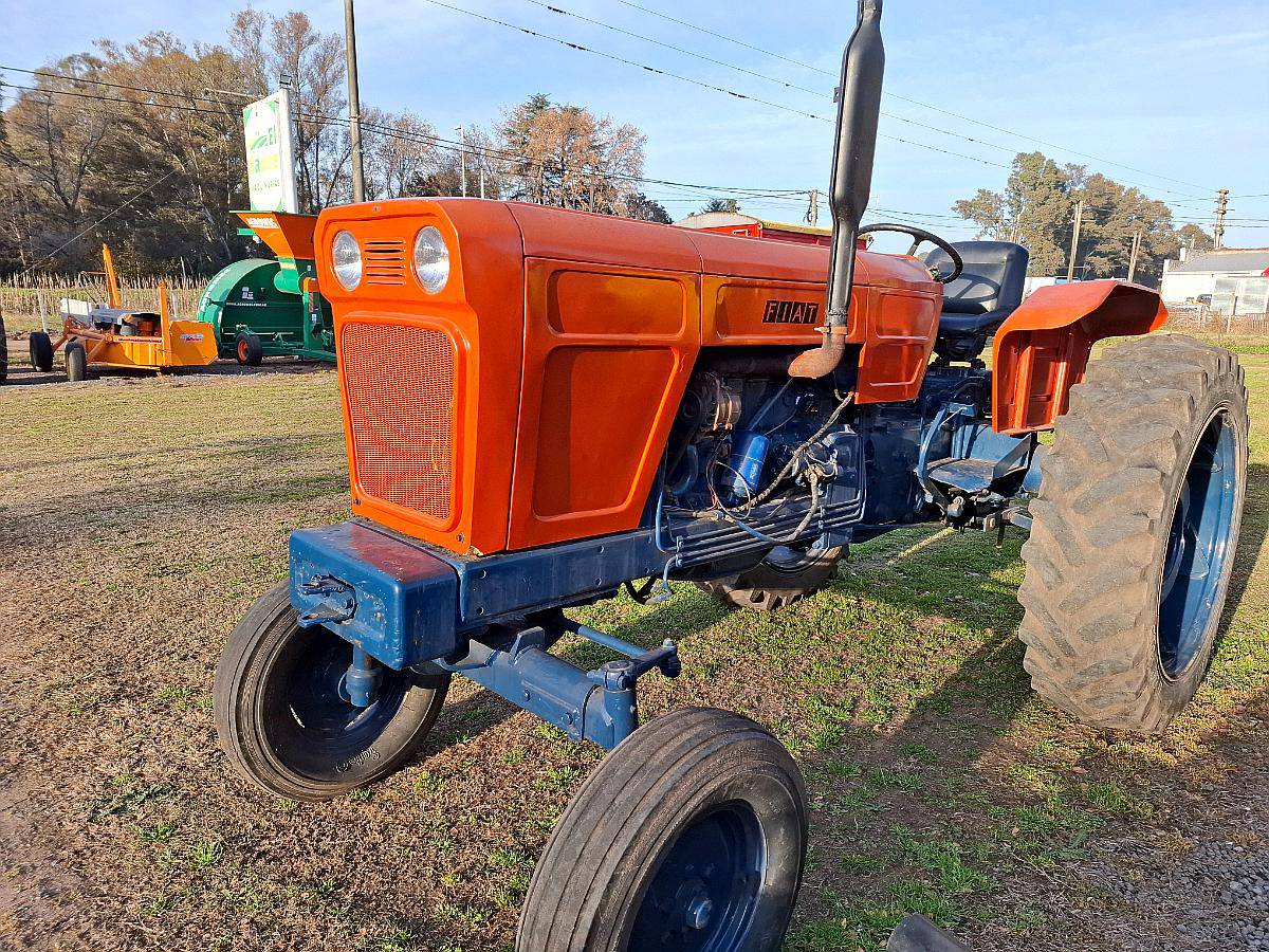 Tractor Fiat 700 con D/H