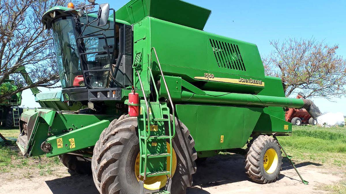 Cosechadora John Deere 1550 - 625 Hydraflex - Reaparada