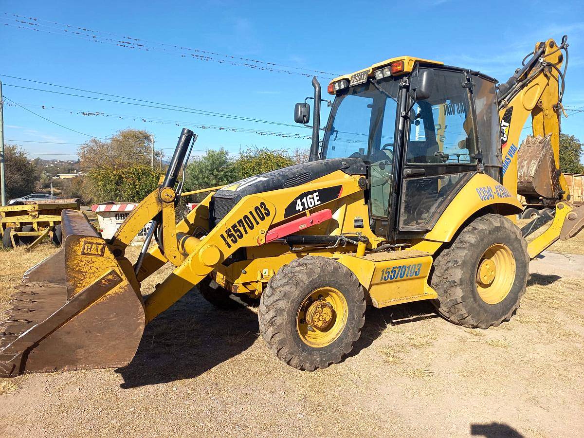 Caterpillar - Retroexcavadora 416e - año 2011