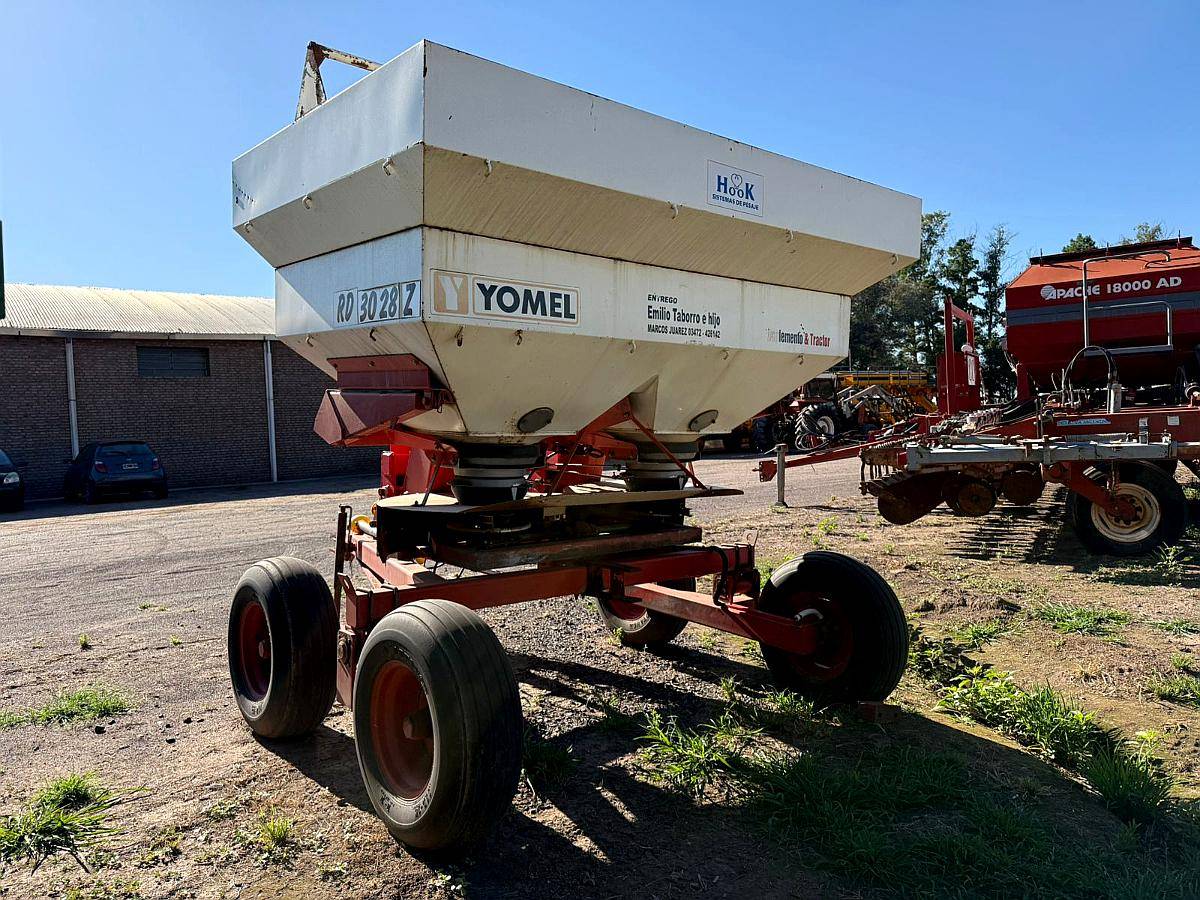 Yomel Fertilizadora con Balanza