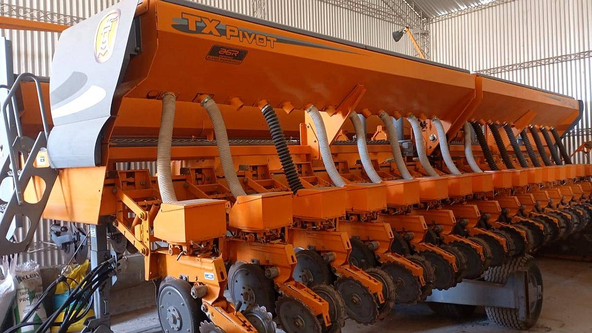 Sembradora Agrometal TX Pivot. 16 a 52 CM. año 2017.