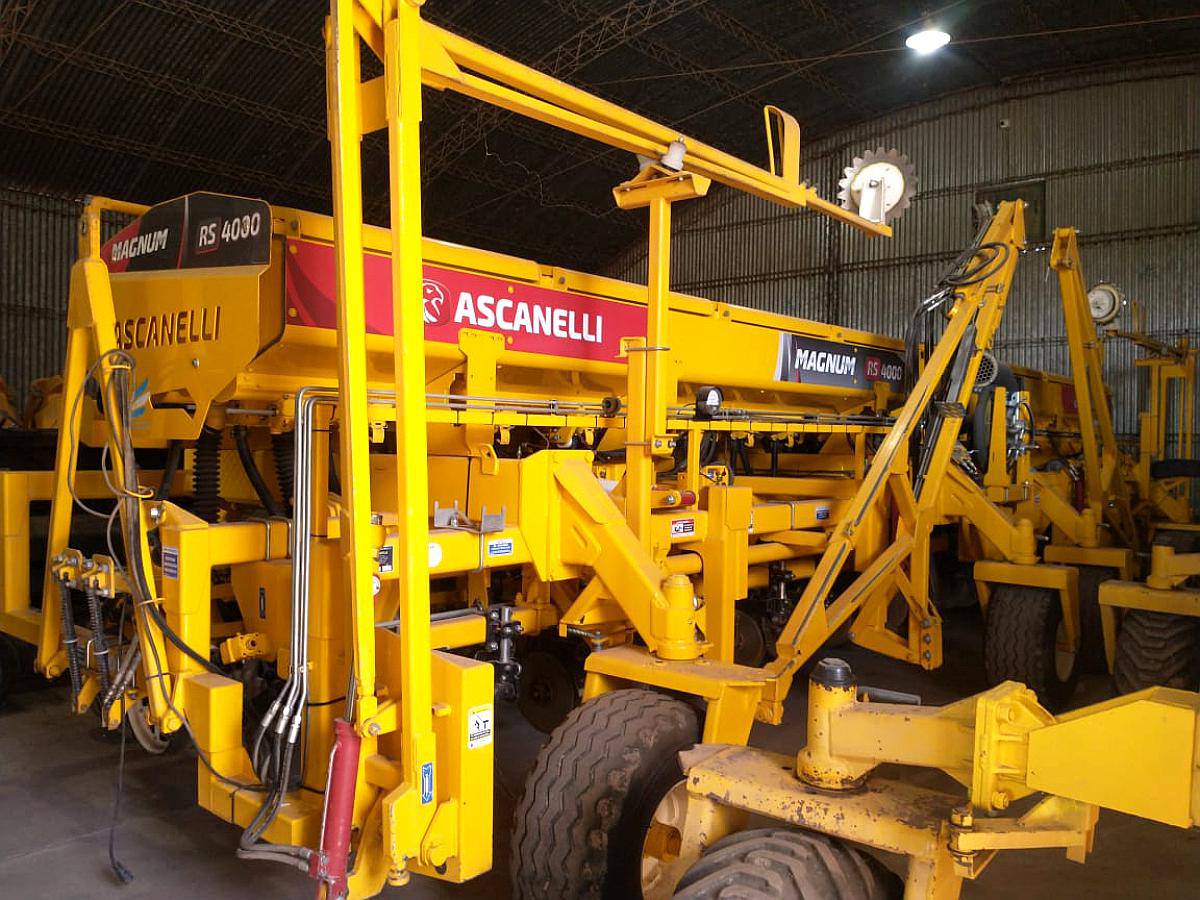 Sembradora Ascanelli RS 4000 Grano Grueso 20 Surcos a 52 cm