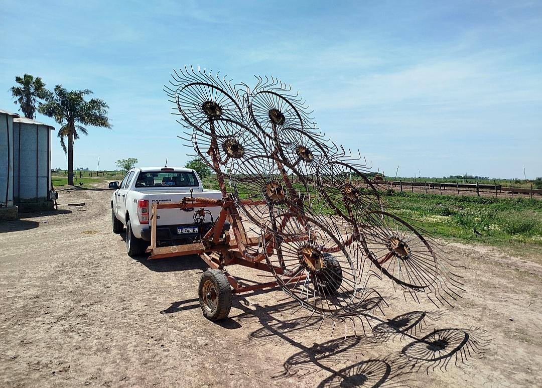 Rastrillo Mainero 5965 en V - Hidráulico en Regulacion