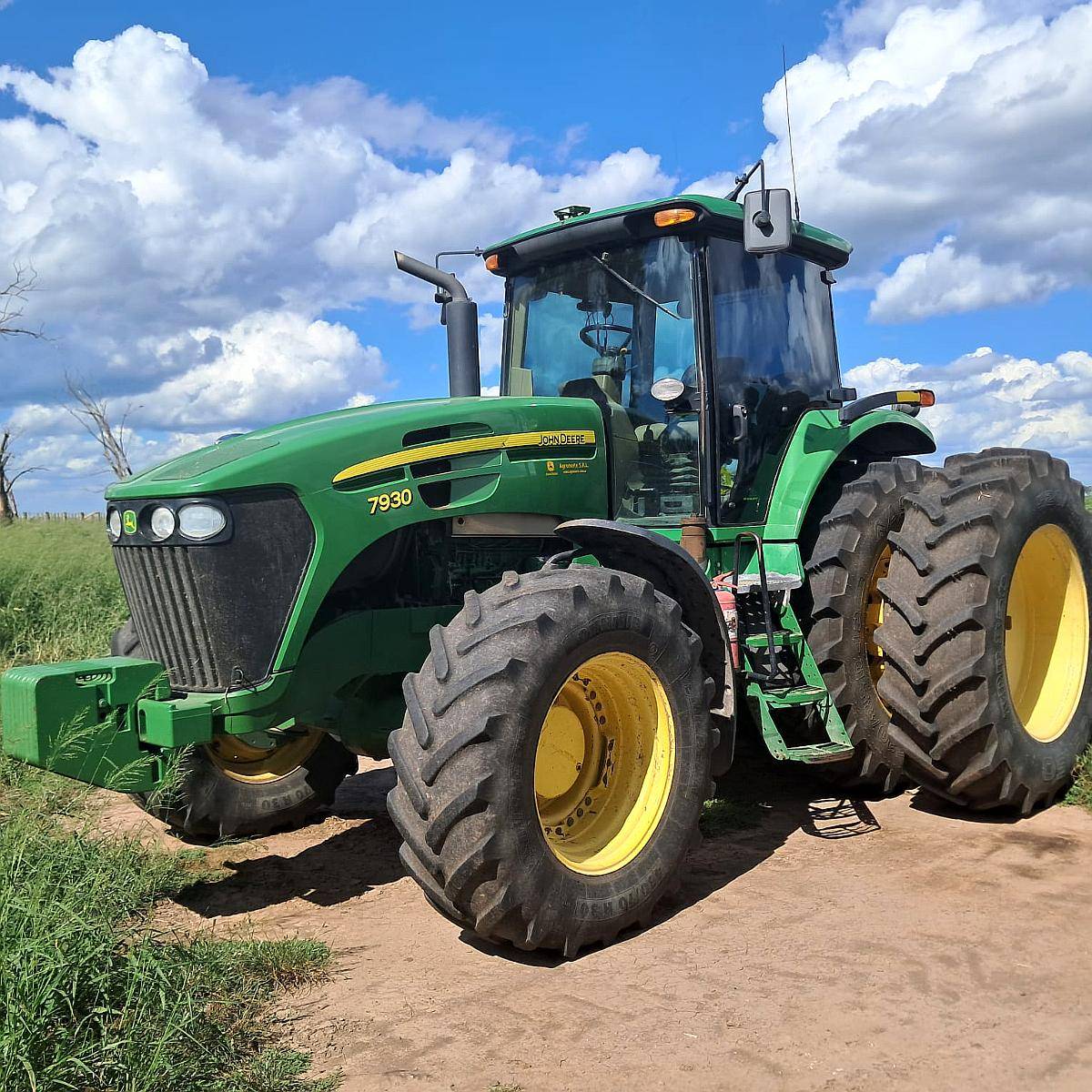 Tractor John Deere 7930