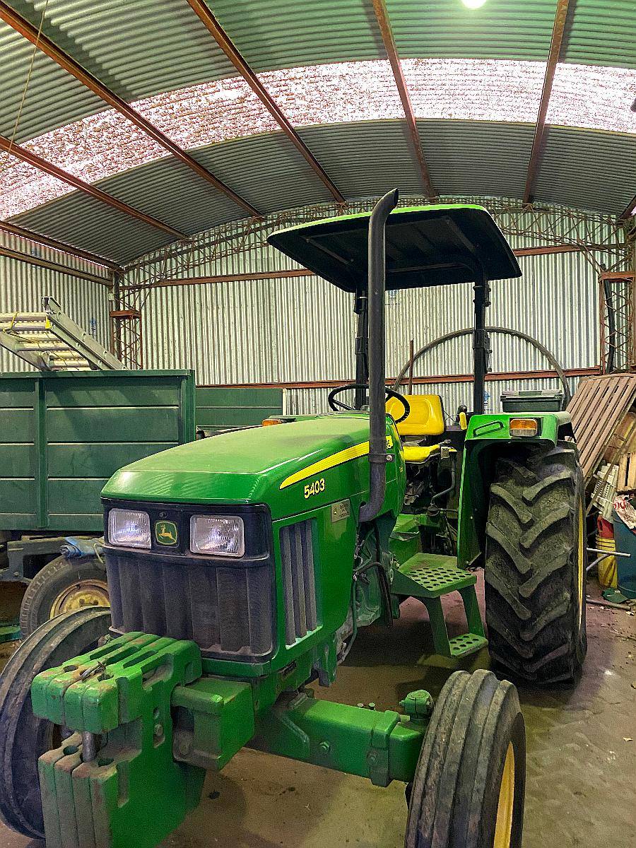 John Deere 5403 año 2006