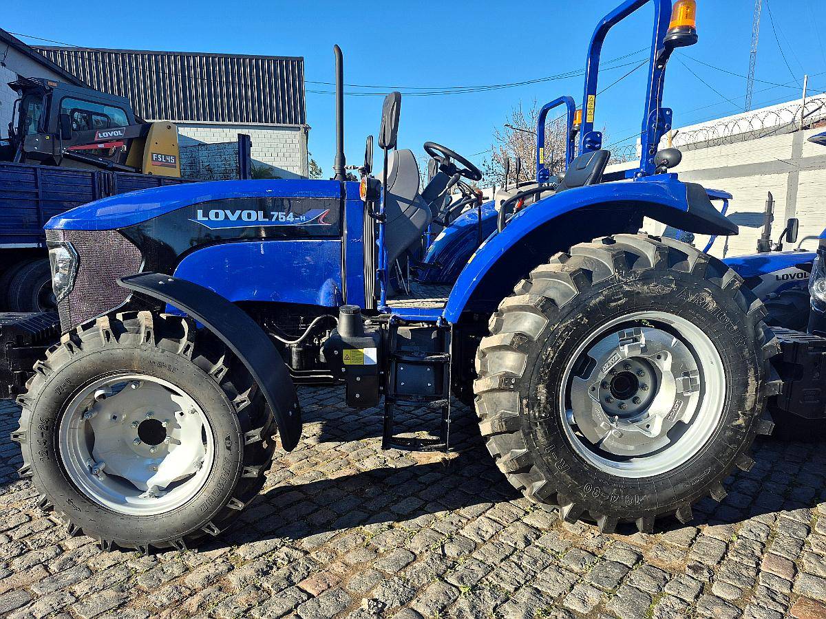 Tractor Lovol 75 HP