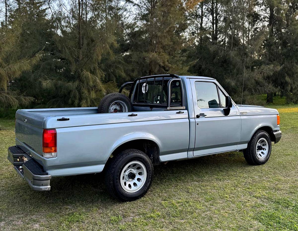 Ford F100 Nafta GNC Titular Impecable