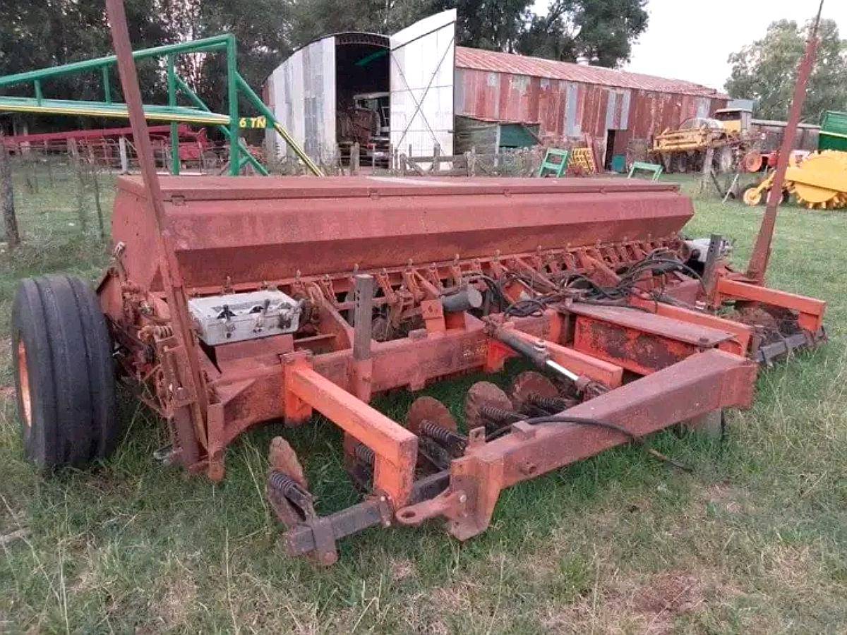 Sembradora Directa Schiarre muy Buena