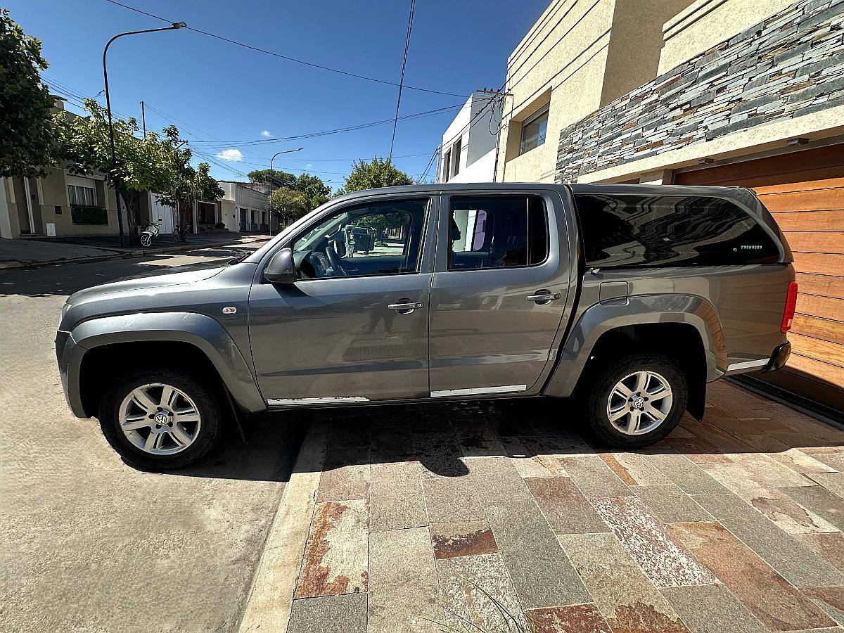 Unico Dueño. Volkswagen Amarok 2.0 TDI 180cv 4X4 Trendline