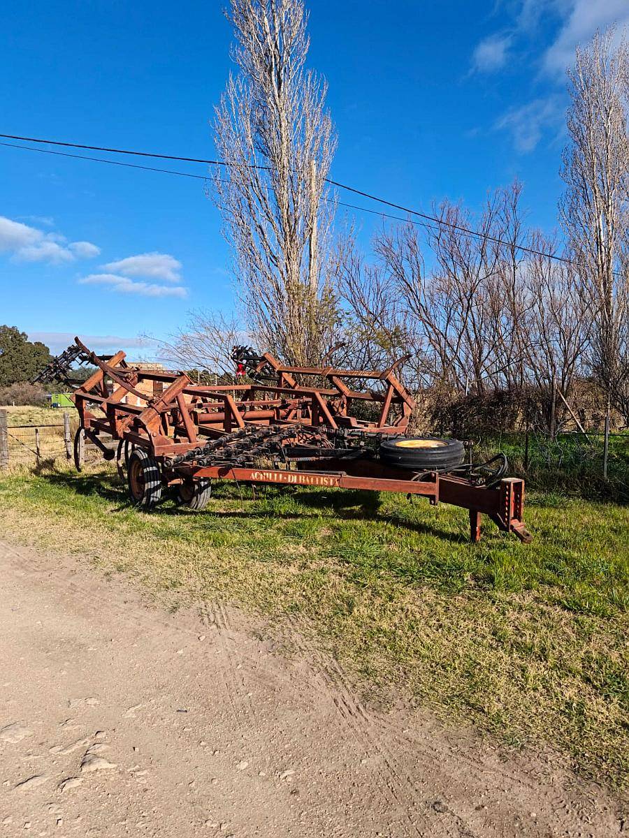 Cincel Achilli DI Battista