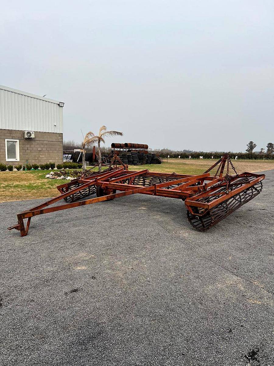 Rolo Transportable Lescano de 7.70 Mts de Ancho de Labor