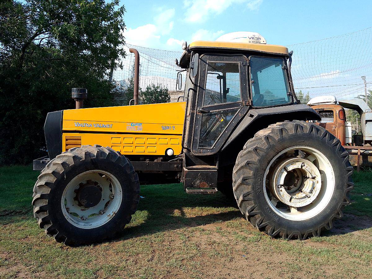 Valtra 1680 S Doble Tracción.