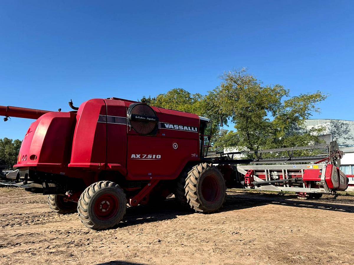 Vasalli AX 7.510 con Draper de Aluminio 2500hs Impecable
