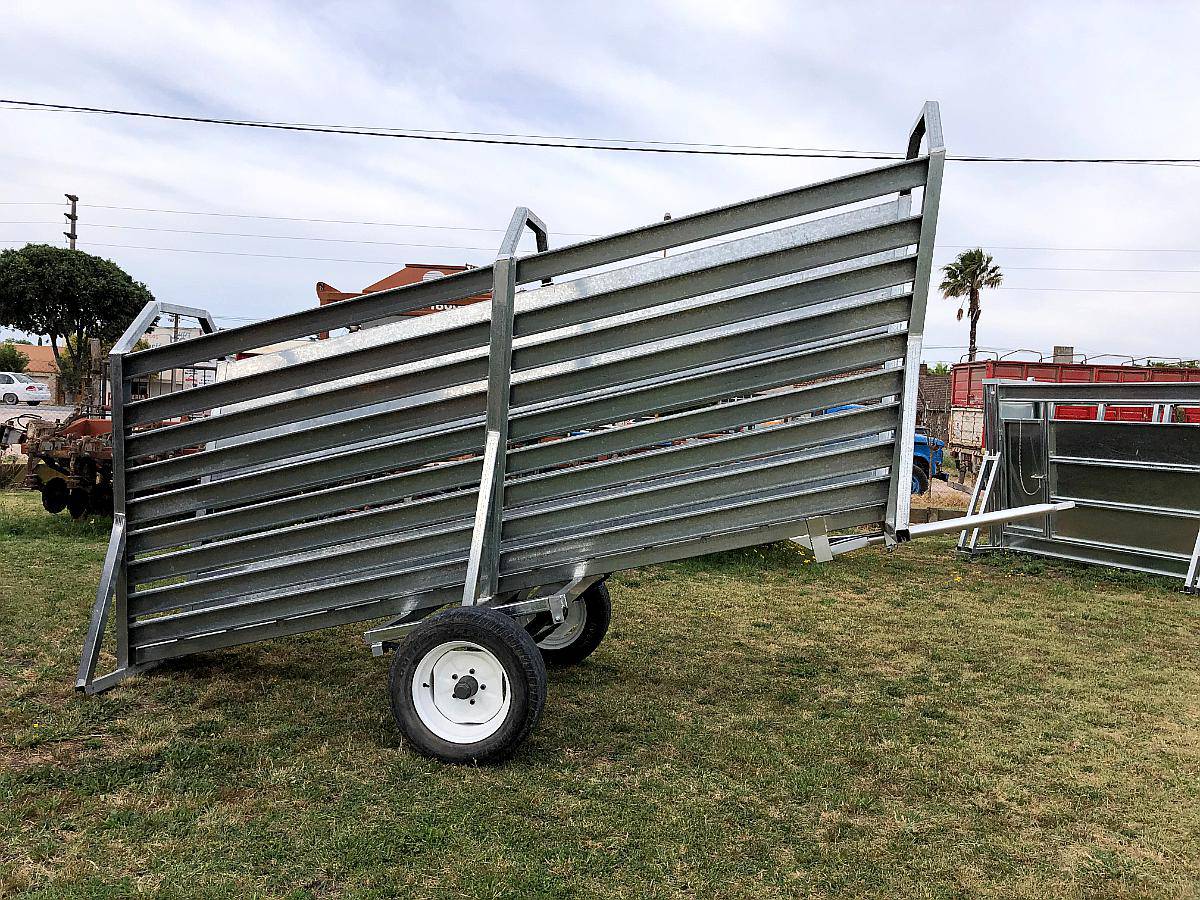 Cargador de Hacienda Galvanizado - Agrofertil