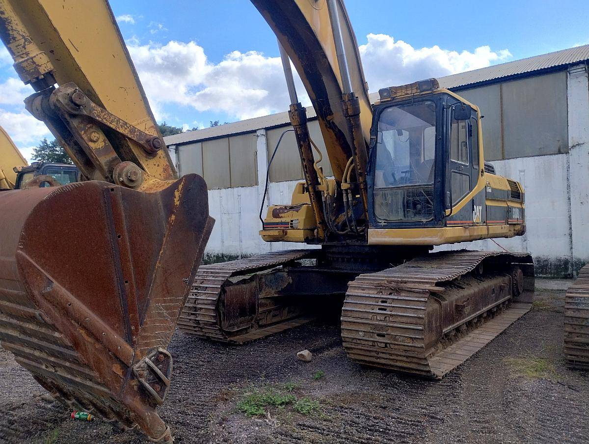 Excavadora Sobre Orugas Caterpillar 330bl