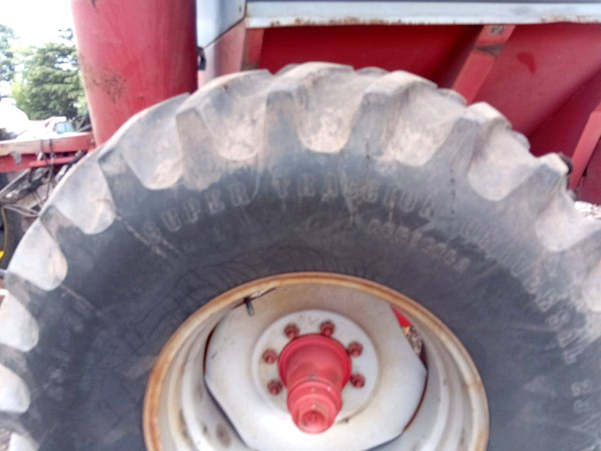 Tolva Autodescargable Mainero 5192 – 19 TN con Balanza Magri