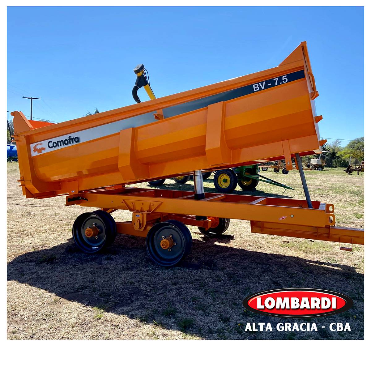Acoplado Batea Volcadora Comofra 7.5m3 - Disponible