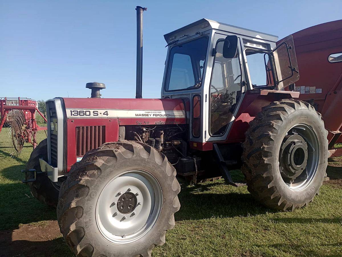 Vendo o Permuto Massey Ferguson 1360 180hp